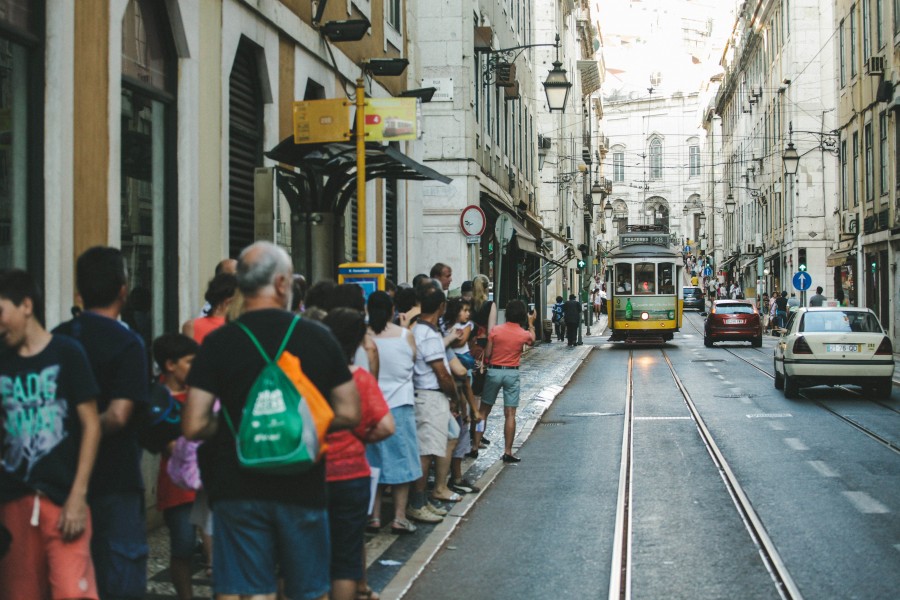 tram, public transport, people, queue, wait, row, waiting, waiting, transportation, urban, city,