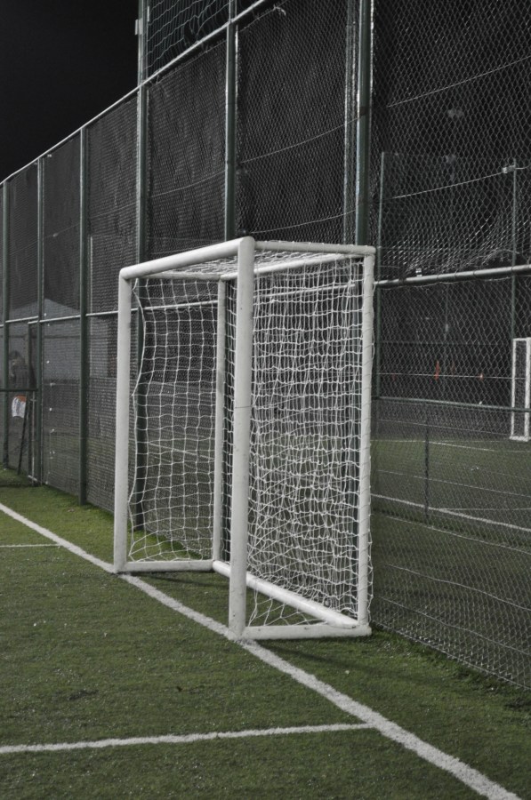 
bow, football, futsal, night, sport, nobody, net, goal,