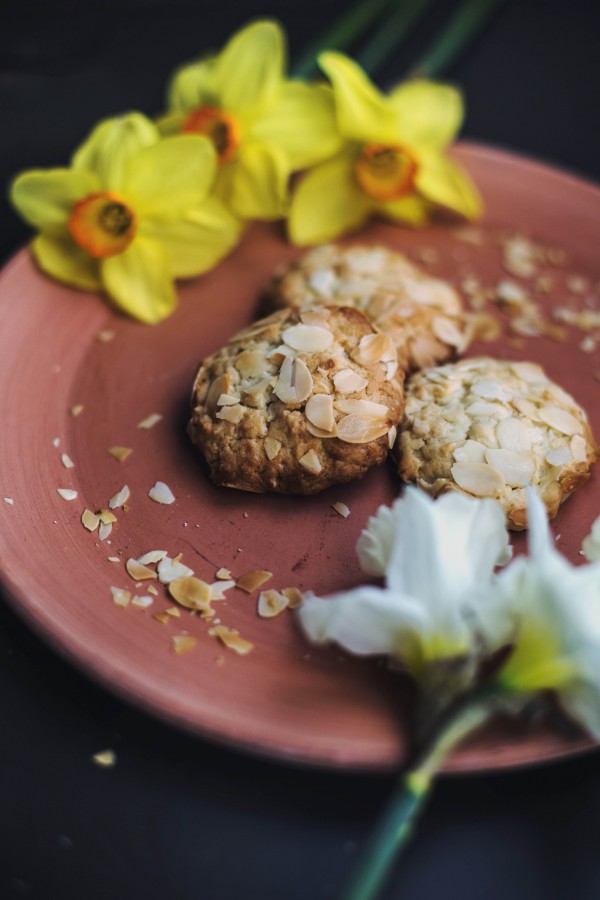 kitchen, food, cookie, cookies, oatmeal, healthy, nutritious, gourmet, dish, sweet, almond,