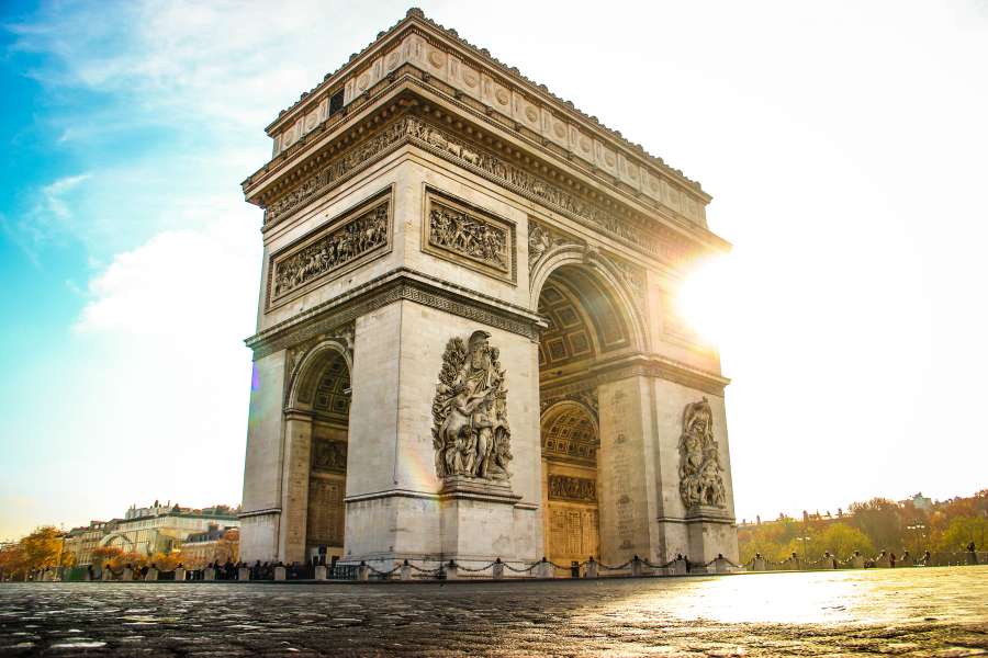 france, paris, city, arch, travel, triumphal, landmark, architecture, europe, urban, tourism, street, french, famous, monument, cityscape, triumph, arc, triomphe, building, de, traffic, history, symbol, napoleon, champs-elysees, capital, destination, avenue, champs, roundabout, elysees, night, town, dusk, view, blue, place, european, gaulle, culture, charles, road, touristic, evening, sunset, historic, square, sky, old