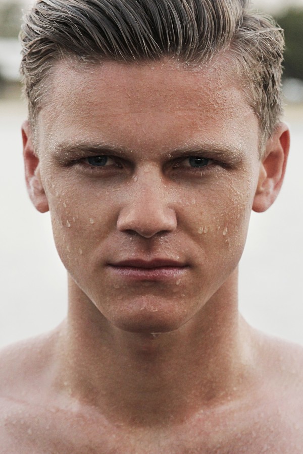 man, young, 20 years, cold, wet, face, face, beauty, model, blond, drops, summer, serious, looking at the camera,
