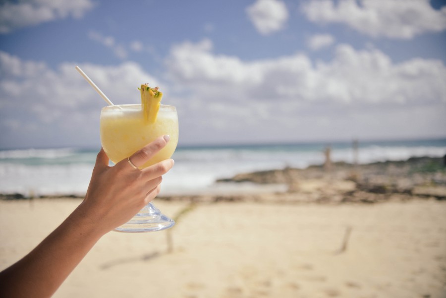 Beach, Ocean, Pineapple, Piña Colada, Summer, Travel, Woman, Yellow, alcohol, bar, blue, cocktail, drink, hand, vacations, party, relax, restaurant, samd, sea, sun, vacation, travel, holiday, 