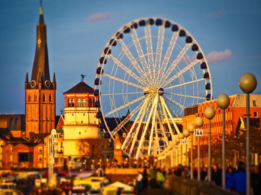 skyline, rhine promenade, düsseldorf, rhine river, city, rhine, castle tower, ferris wheel, church, city view, tilt shift, miniature effect, abenddämerung, urban,