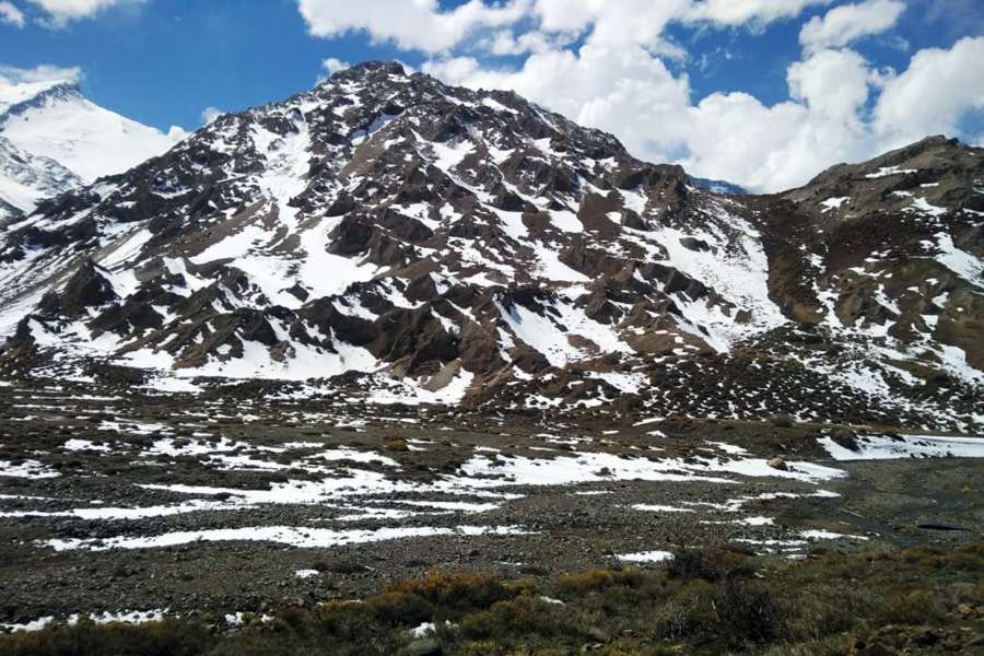 sky, snow mountain, nature, snow mountains, winter scene, white, mendoza, blue sky, blue, travel, landscape, ground, nature landscapes, background, vacations, trip, peak, mountains, andes, sun, view, ice, tourism, winter, rock, mountain, sunny day, high, top, beautiful, land, argentina, hiking, snow, valley, winter landscapes, stone, way, snow mountain peak, day, snow background, snow landscape, landmark, beauty, cold, winter landscape, south, las leas, 