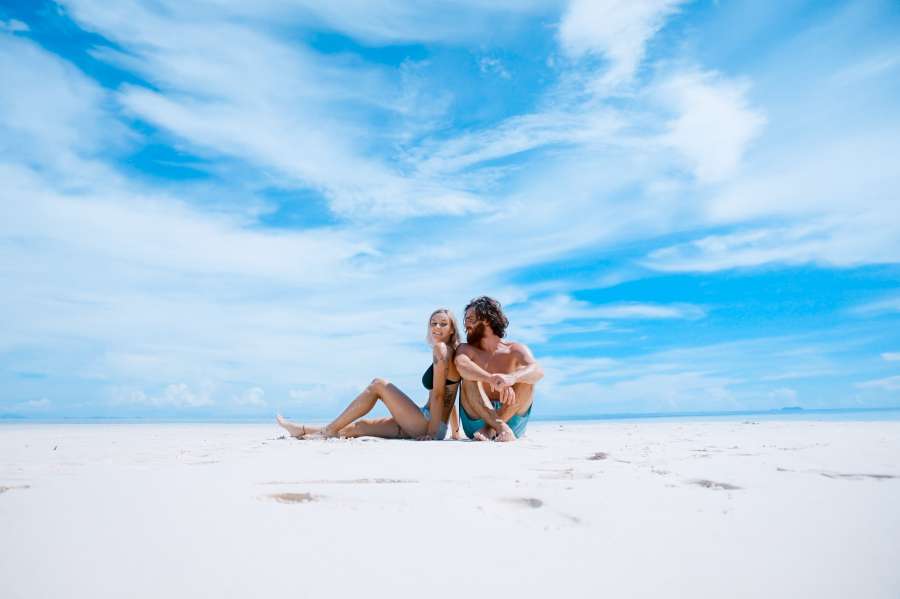 couple, love, vacation, trip, tropical, sand, beach, white, two people, day, exterior, caribbean, summer, heat, young, relax, tranquility, rest,
