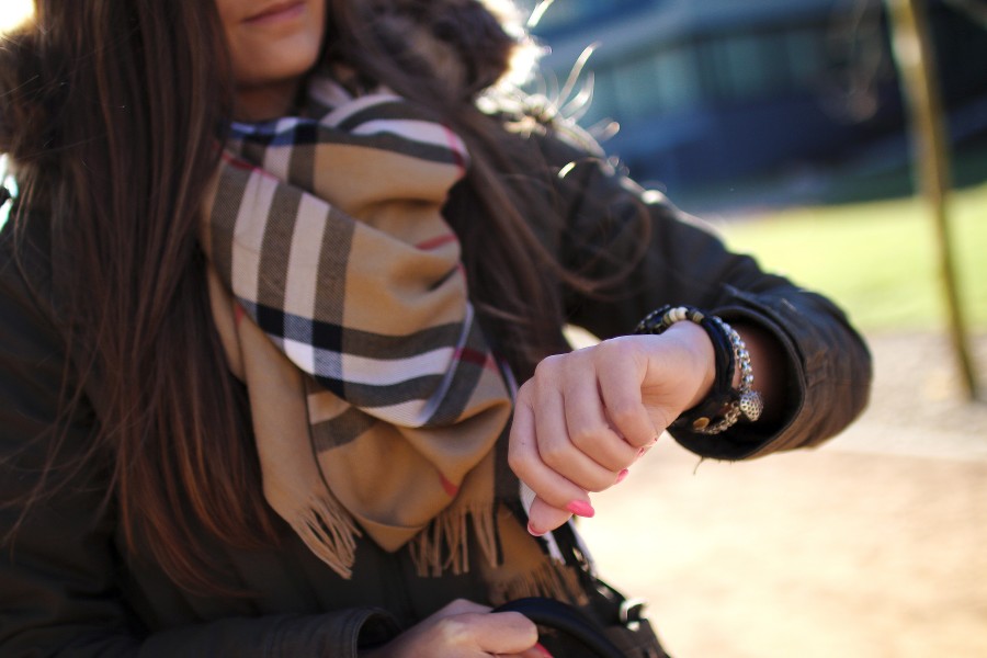 one person, people, woman, punctuality, punctual, clock, late, delayed, time, accessory,
