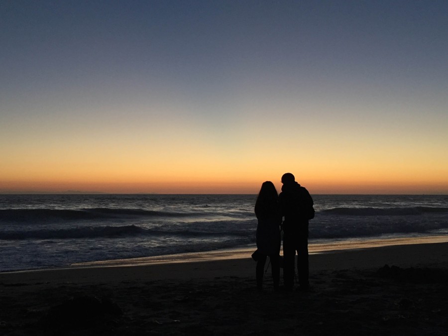 sunset, two, people, couple, man, woman, beach, love, romance, romantic, silhouette,