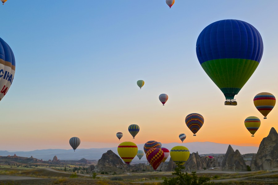 balloon, transportation, travel, exterior, day, cruise, color, colors, fly, flying, balloons, hot air, hot air,