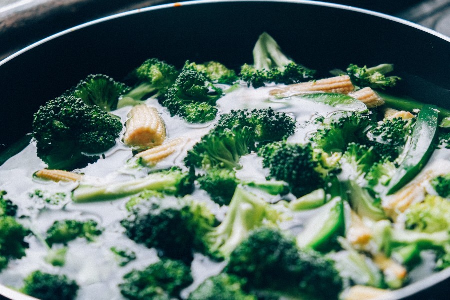 broccoli, soup, vegetable, vegetables, food, hot, healthy, boiling, water, pan, cooking, cooking,