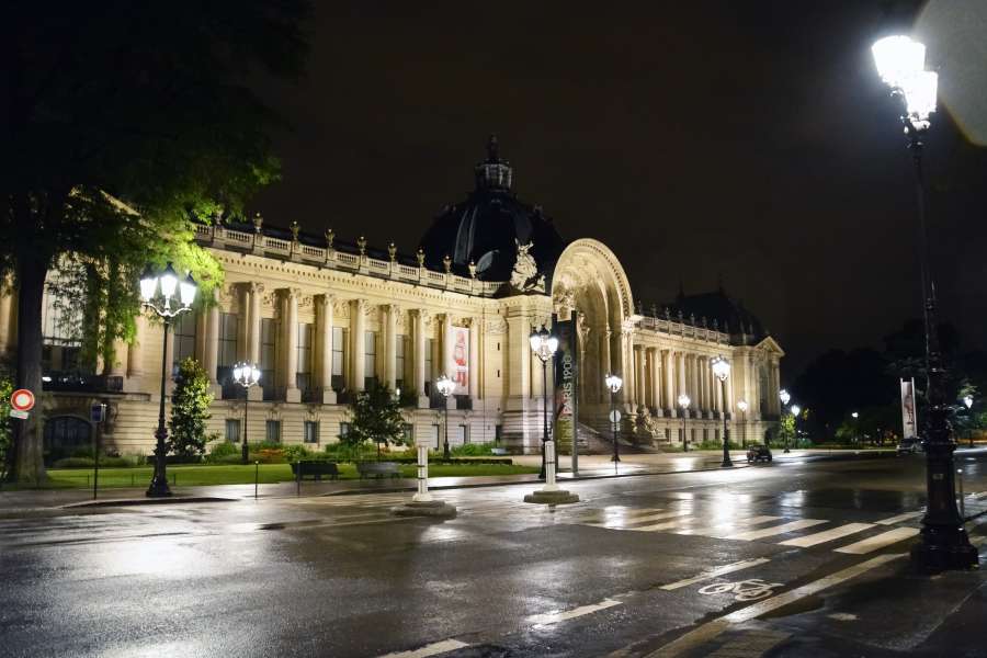 paris, museum, tourism, palace, europe, landmark, france, art, architecture, building, palais, travel, monument, city, petit, facade, urban, famous, beautiful, european, place, history, capital, french, tourist, sculpture, small, culture, historic, view, summer, ornate, symbol, town, dome, exhibition, national, old, clouds, entrance, column, exterior, grand, statue, window, destination, historical, blue, parisian, sky