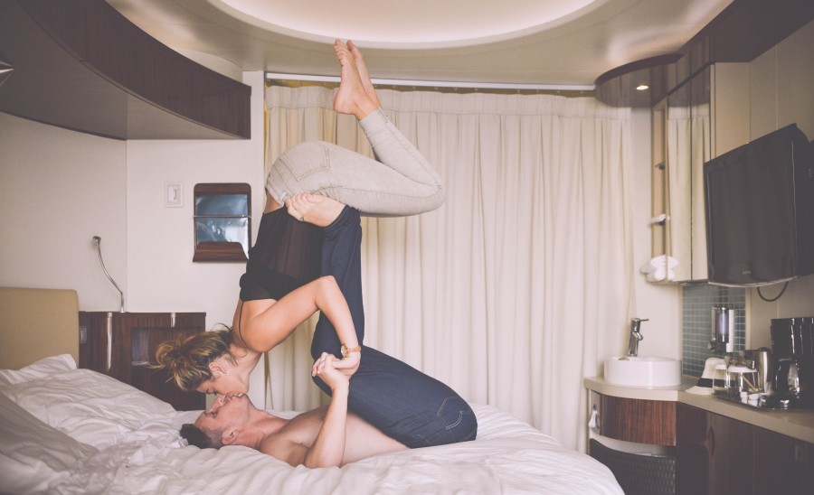 Bed, Bedroom, Concept, Ed Gregory, Funny, Heart, Hotel, Woman, acrobatics, conceptual, cute, date, emotion, feeling, fun, home, kiss, kissing, love, loved, loving, man, people, person, play, playful, relationship, romance, romanntic, sexy, valentines, 